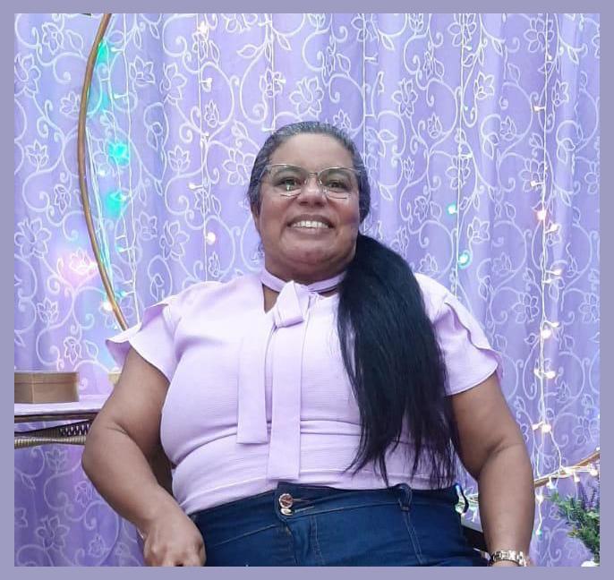 Andréa Paz photo 1