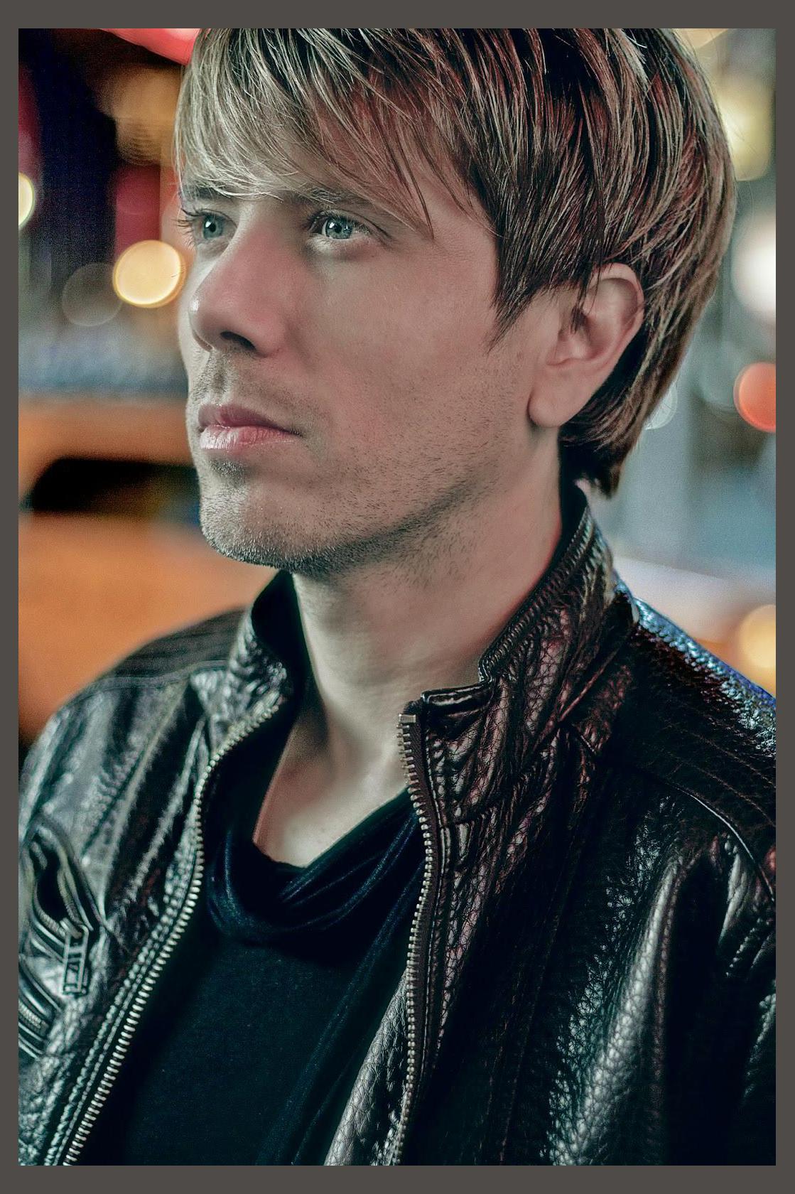 Andrés de León photo 1
