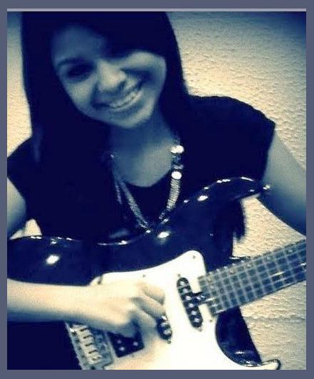 Andreza Sanper photo 1
