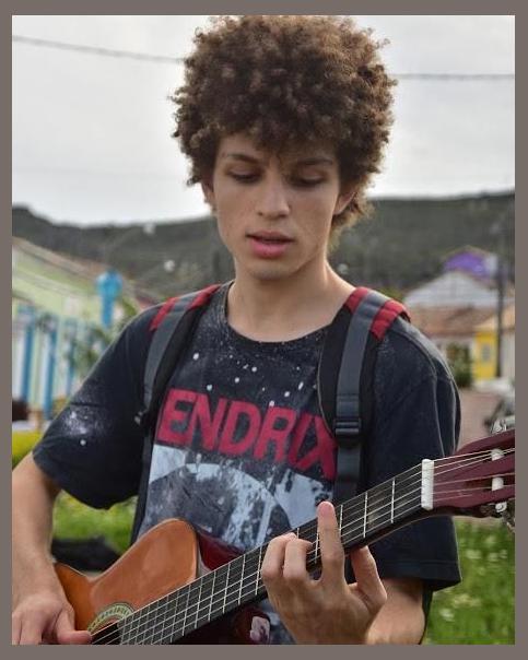 Arthur Luz photo 1