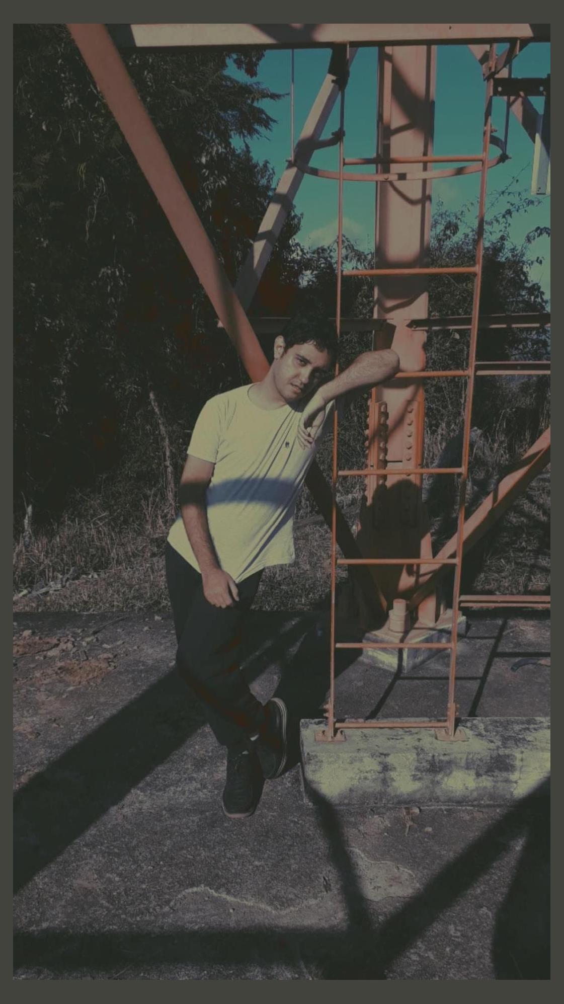 Arthur Mello photo 1