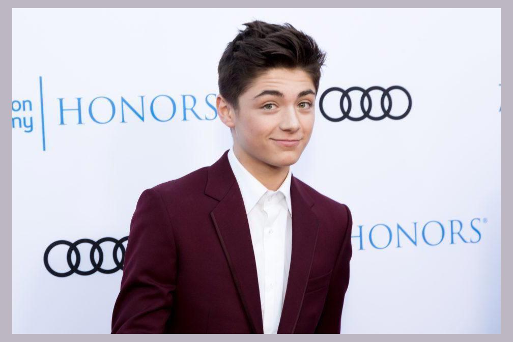 Asher Angel photo 1