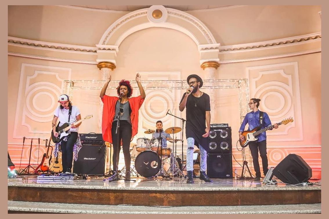 Banda Mar de Vidro