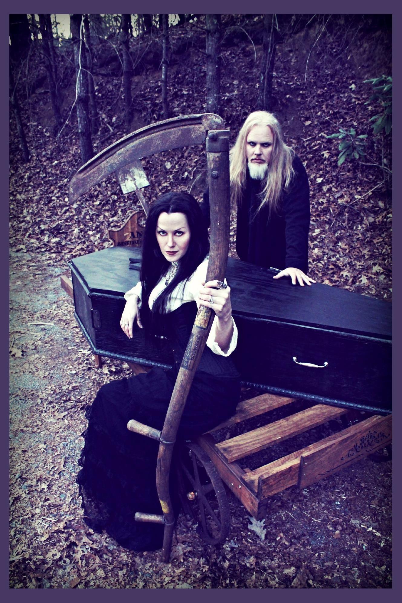 Bloody Hammers photo 1