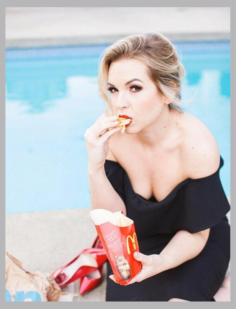 Briana Buckmaster photo 1