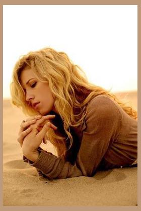 Brooke White photo 1