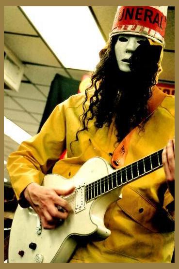 Buckethead photo 1