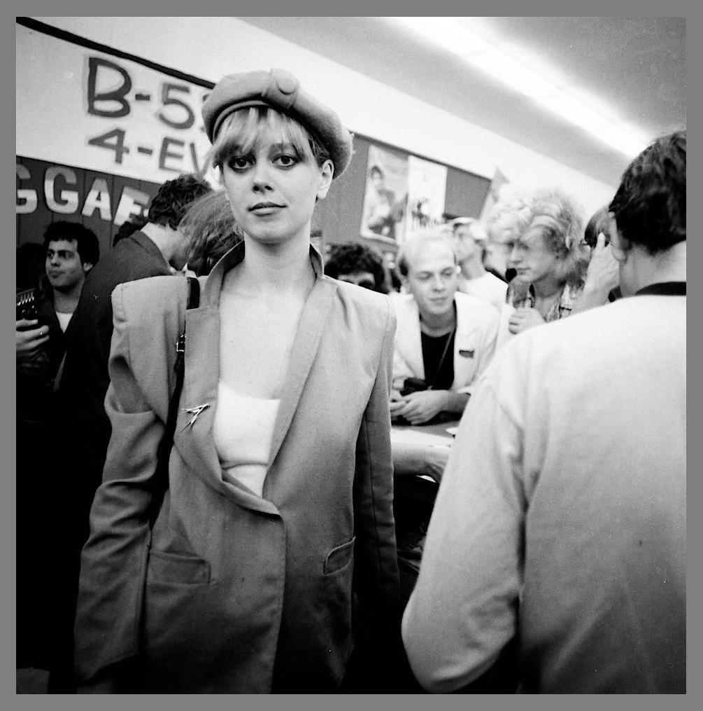 Cindy Wilson photo 1