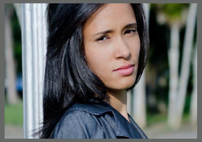 Cíntia Paula photo 1
