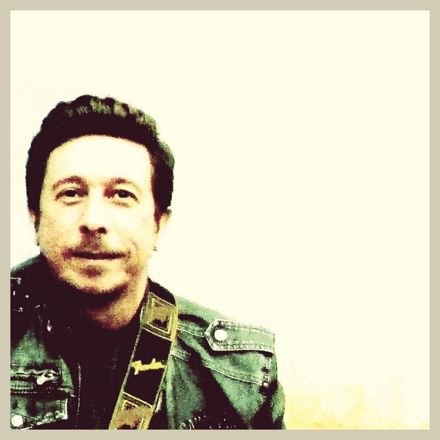 Clayton Souza photo 1