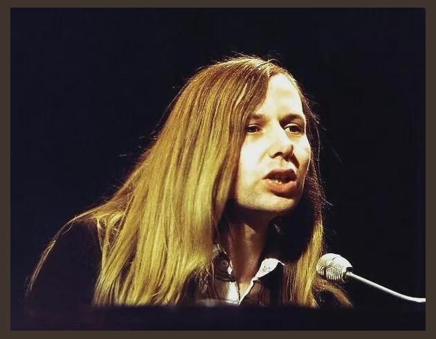 Clifford T. Ward photo 1
