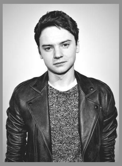 Conor Maynard photo 1