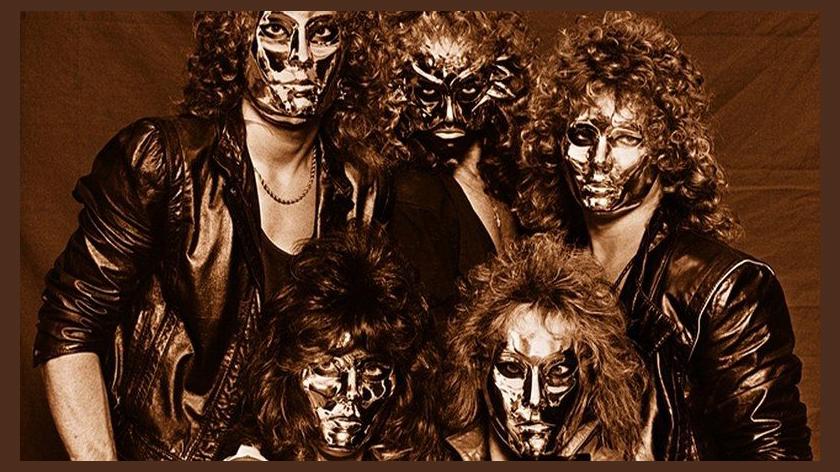 Crimson Glory photo 1