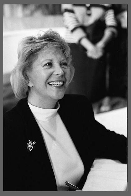 Dinah Shore photo 1