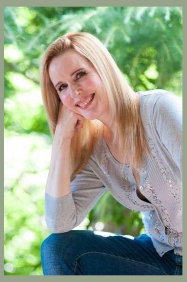 Donna Burke photo 1