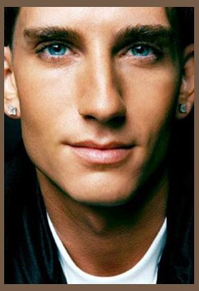 Donnie Klang photo 1