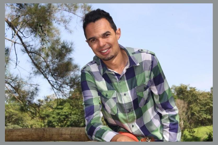 Douglas Alves photo 1