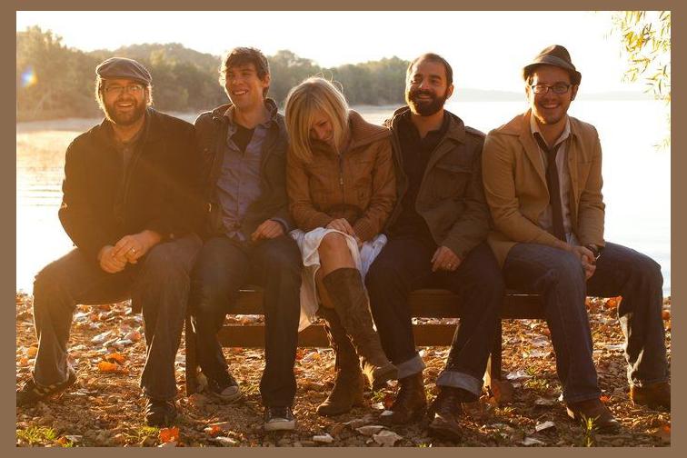 Drew Holcomb and The Neighbors photo 1