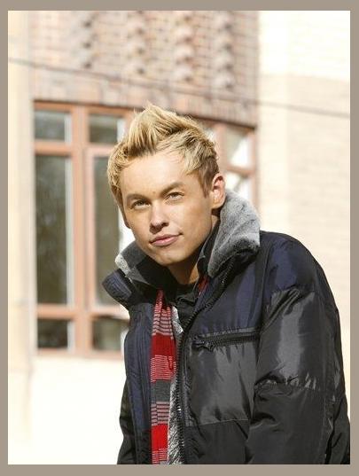 Drew Ryan Scott photo 1