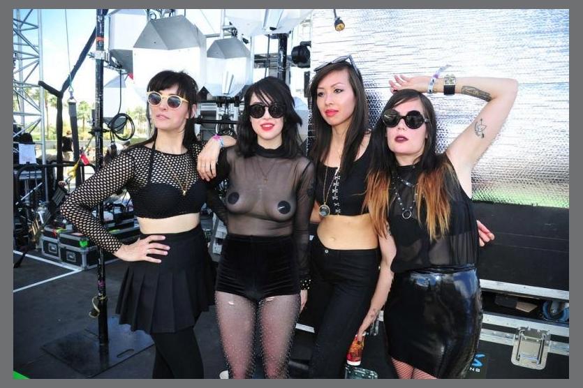Dum Dum Girls photo 1