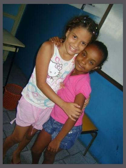 Dupla Mais Que Poderosa (Lis e Laiza) photo 1