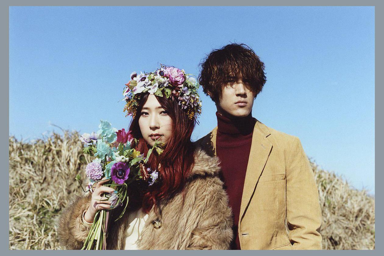 GLIM SPANKY