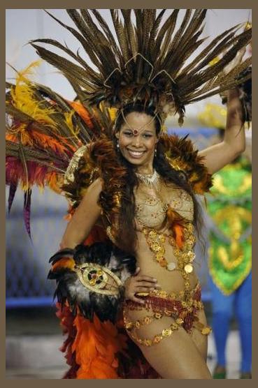 GRES Difícil é o Nome