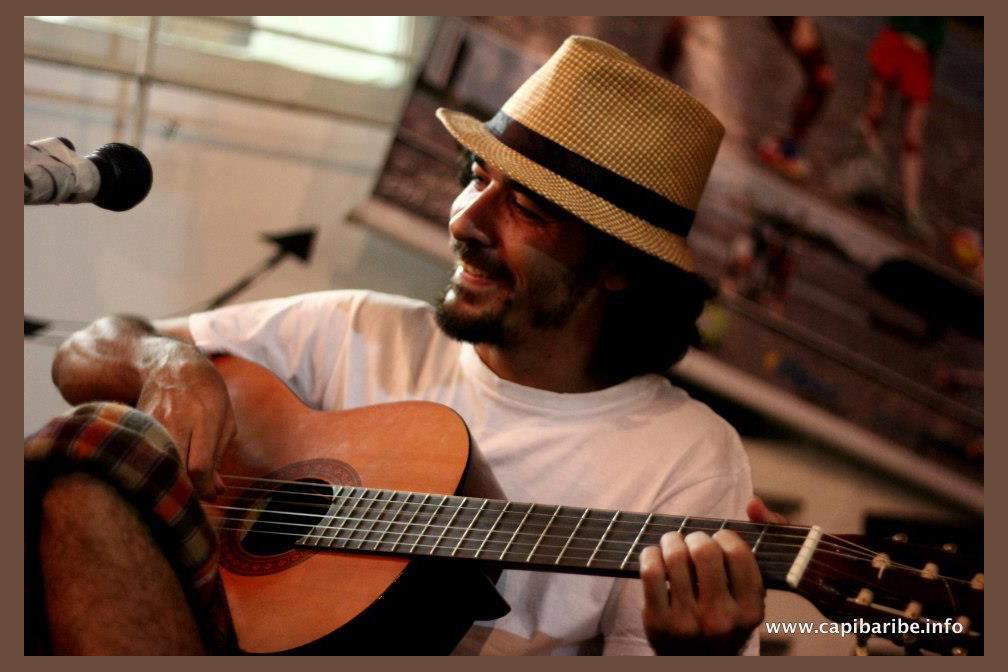 Helton Moura