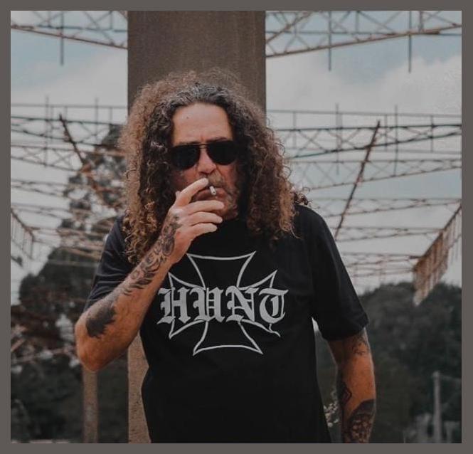 Jão e a Decadente Família Brasileira photo 1