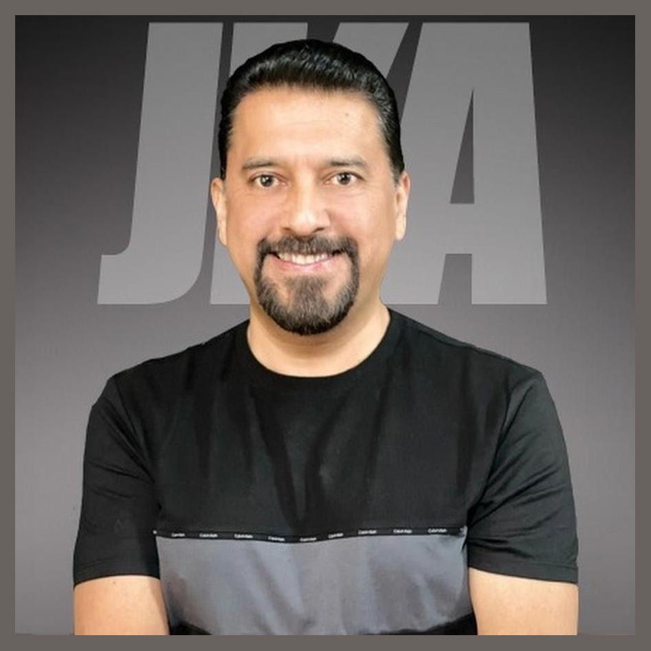 Juan Carlos Alvarado photo 1