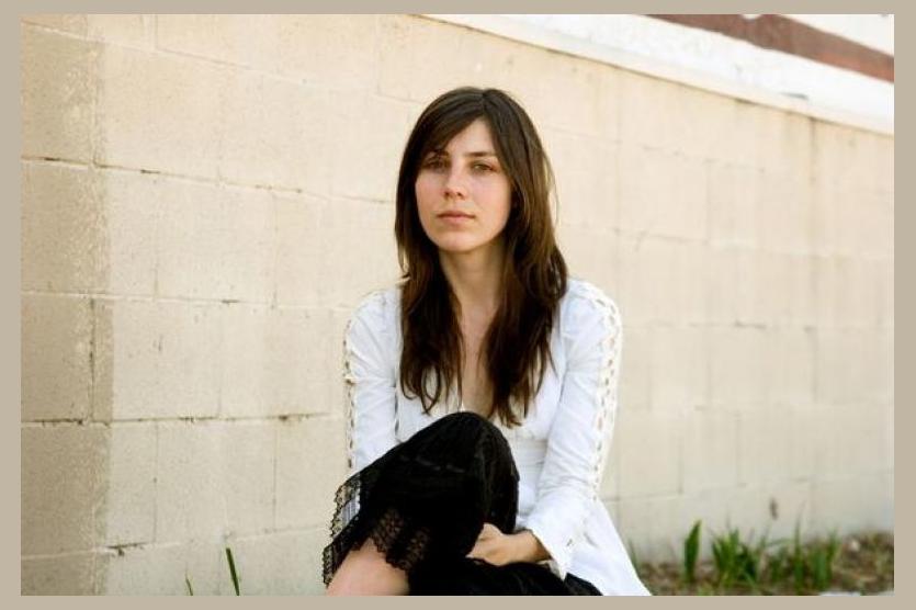 Julia Holter photo 1