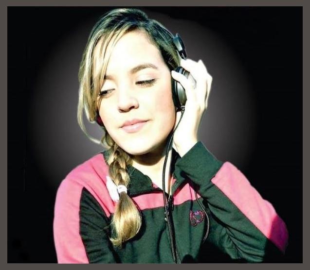 Juliana Ribeiro photo 1
