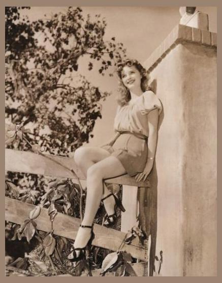 Julie London photo 1