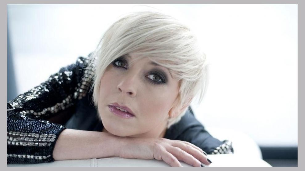 Julie Thompson photo 1