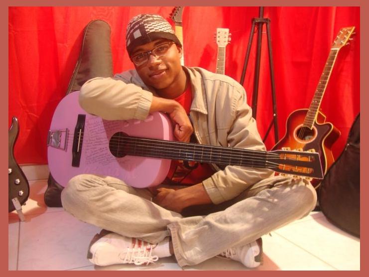 Juninho Moura photo 1