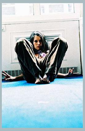Justine Electra photo 1