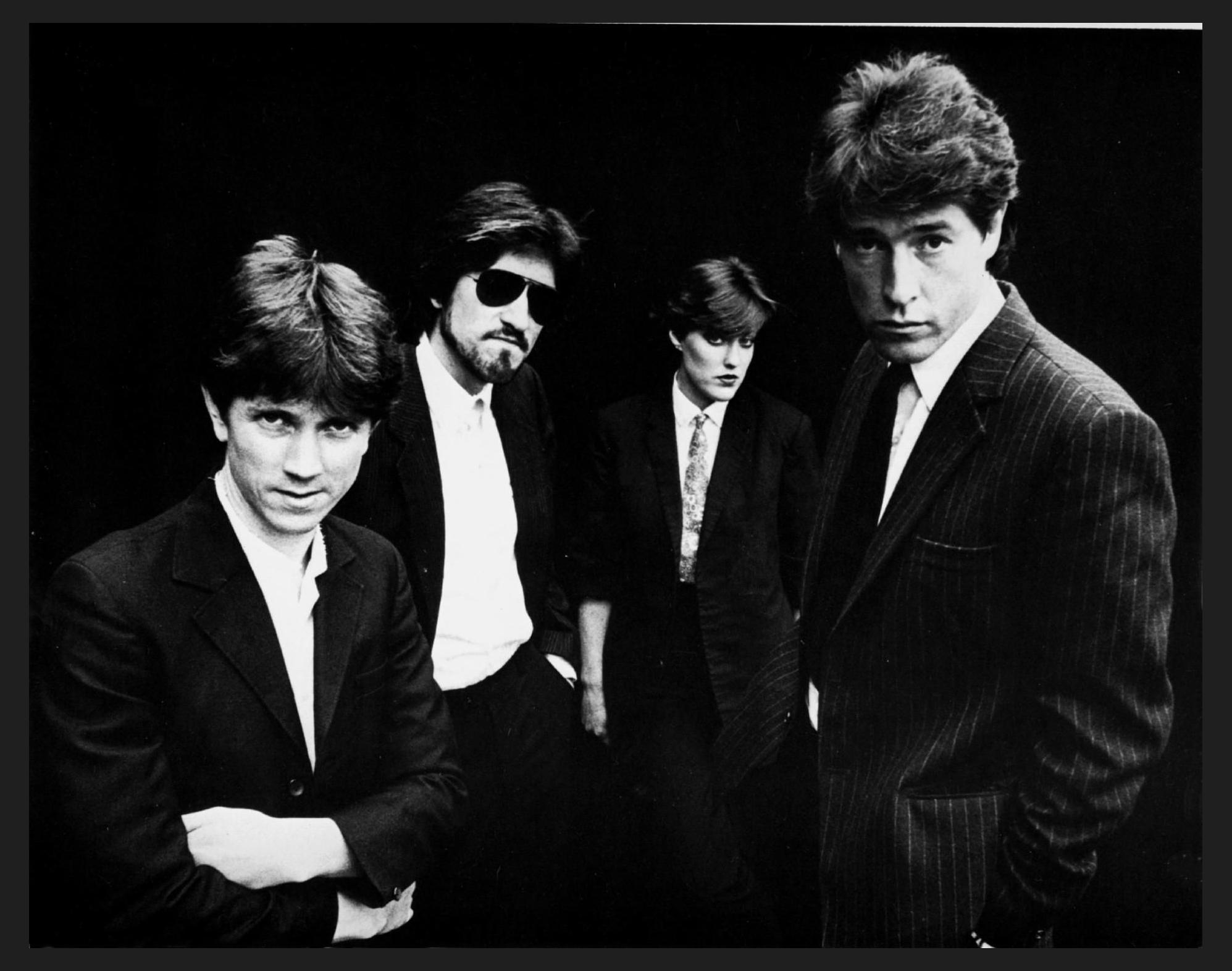 Katrina And The Waves