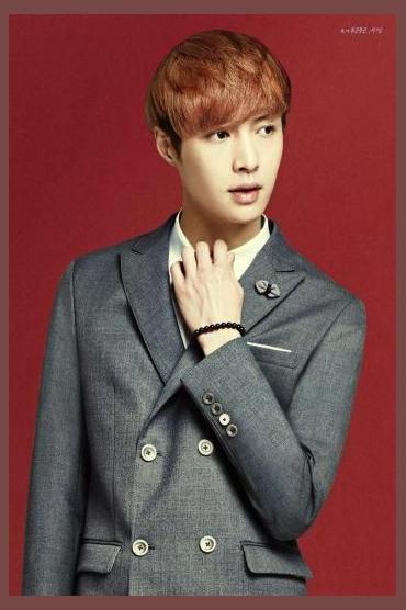Lay Zhang