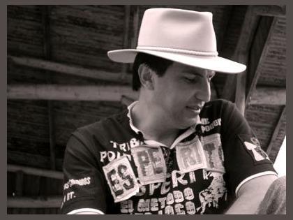 Léo Brasil photo 1