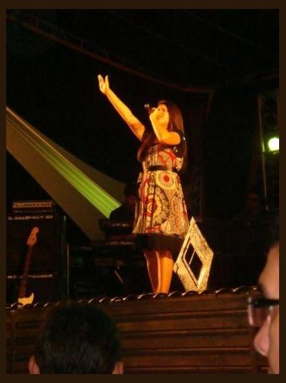Lívia Ellen photo 1