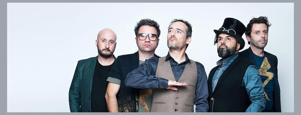Love of Lesbian photo 1