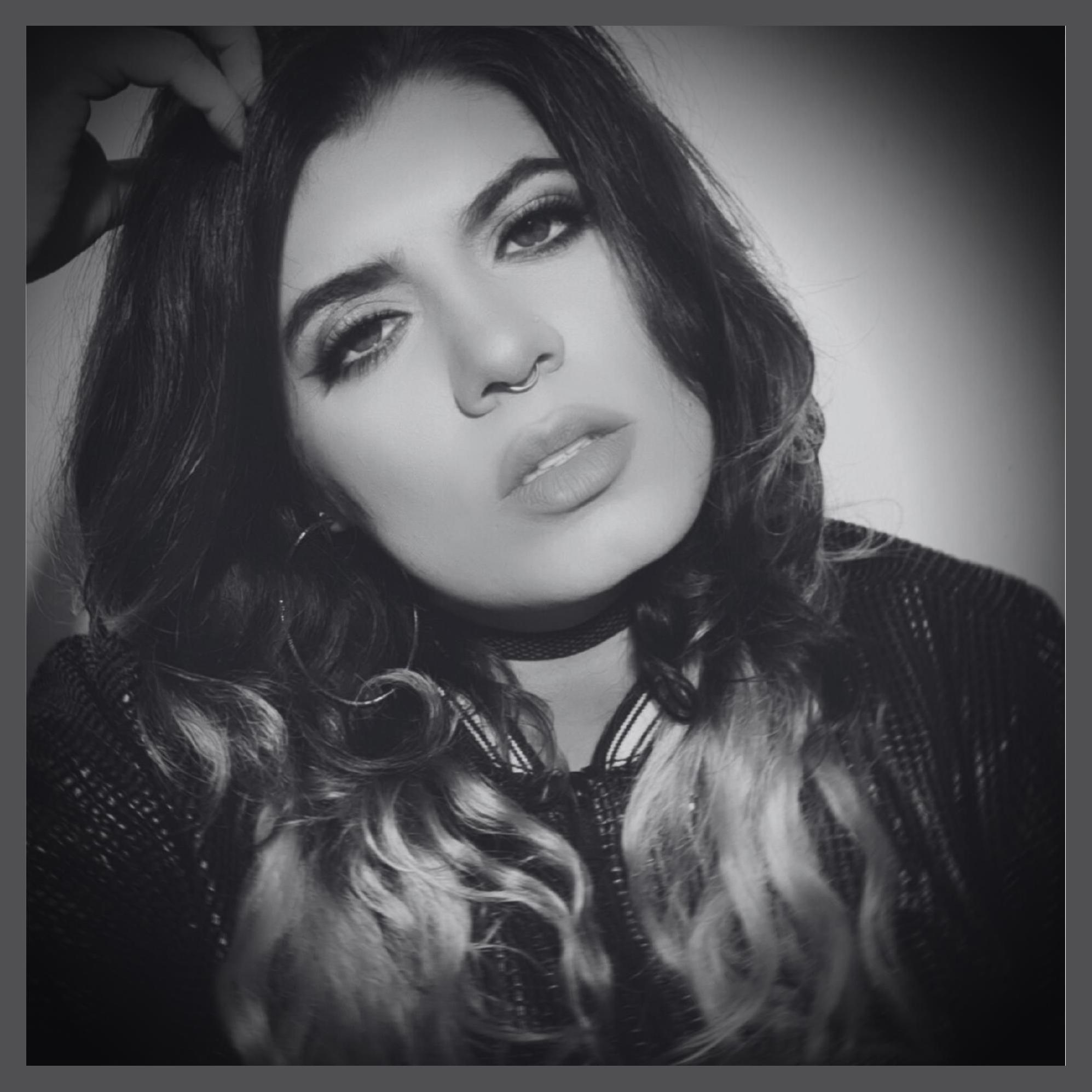 Lua Gior photo 1
