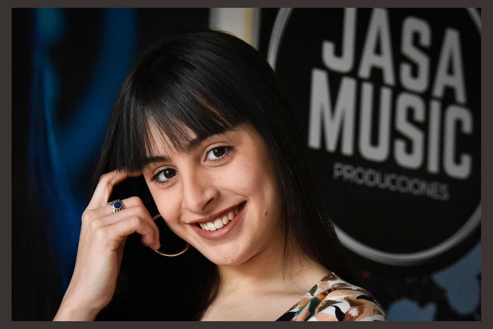 Luana (UY) photo 1