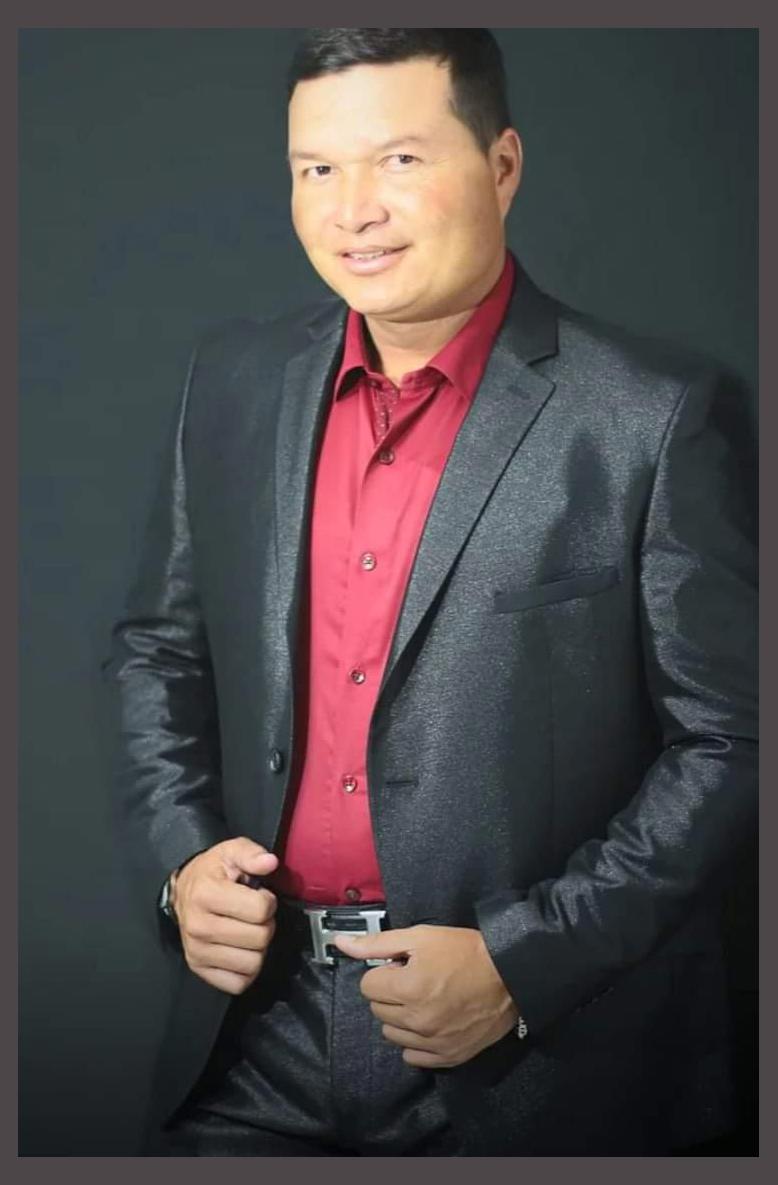 Lubin Holguin photo 1