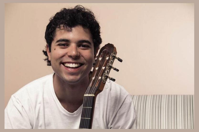 Lucas Brandão photo 1