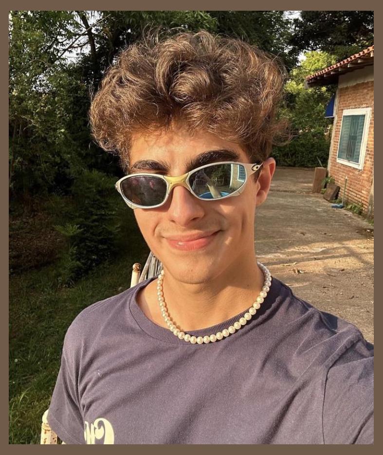 Lucas Burgatti photo 1