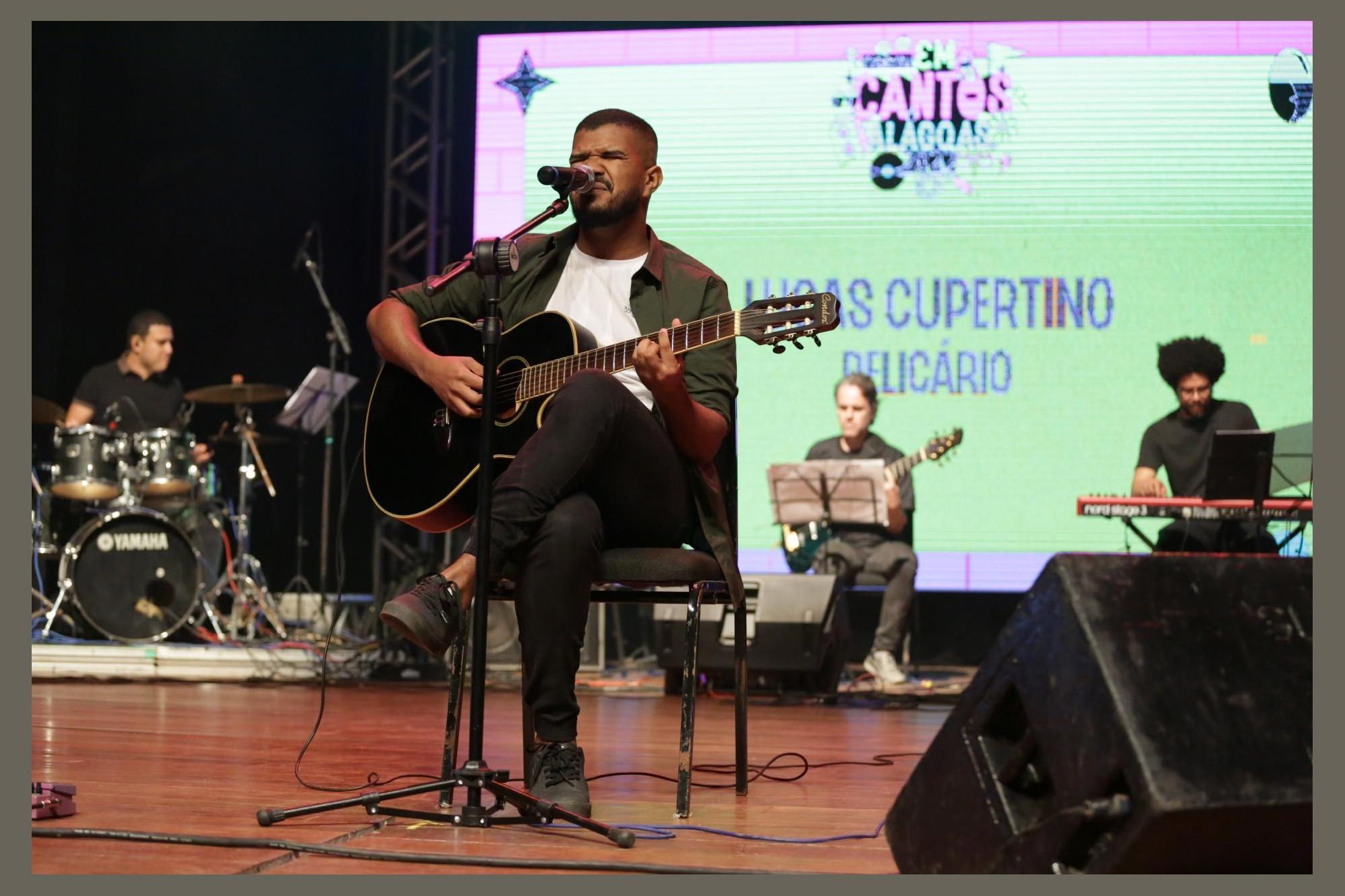 Lucas Cupertino photo 1