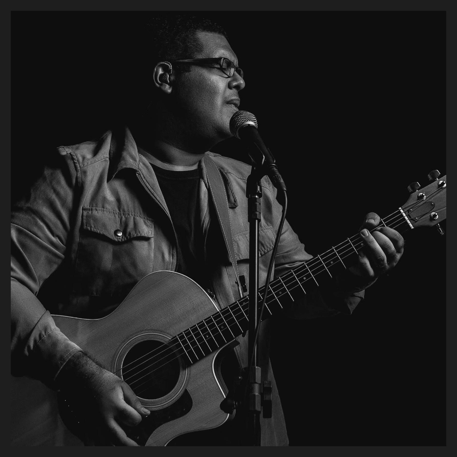Lucas D Bispo photo 1
