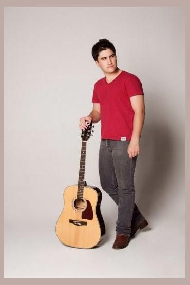 Luciano Ferraz photo 1