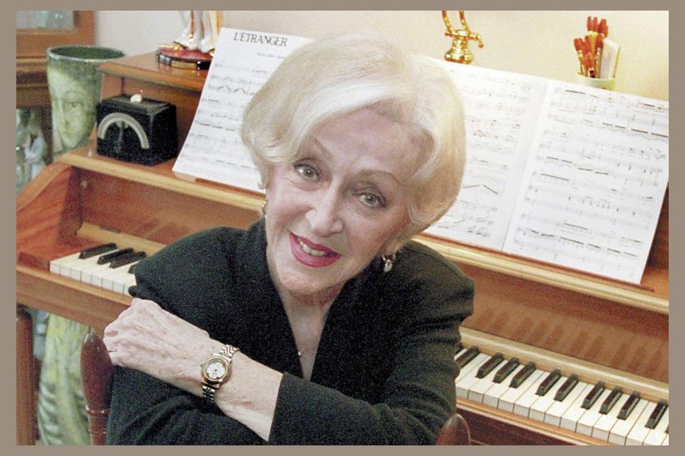 Lucille Dumont photo 1